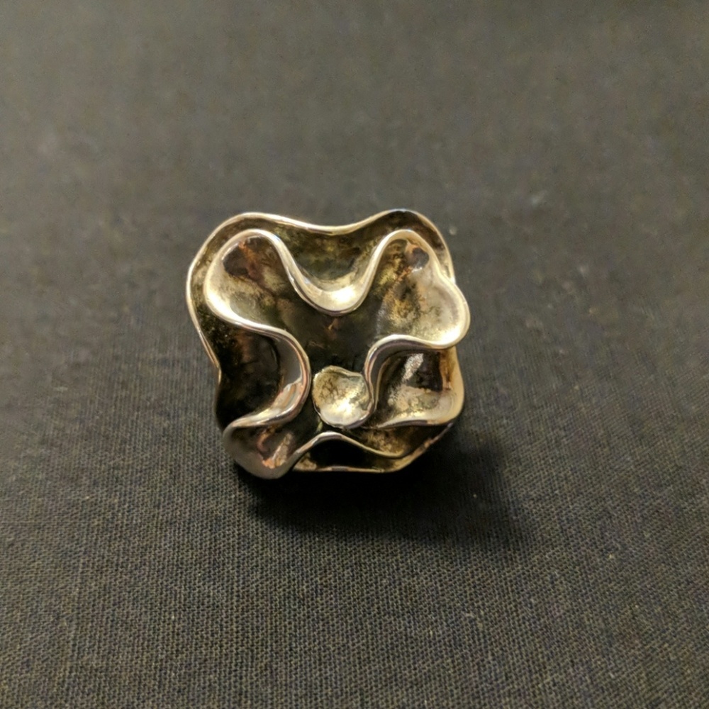 Silpada R1809 Bloom ring